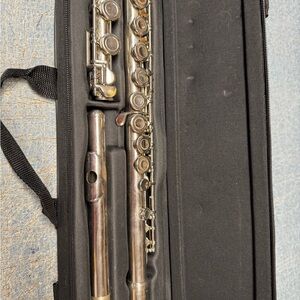 Shiny Silver Flute with Black Case